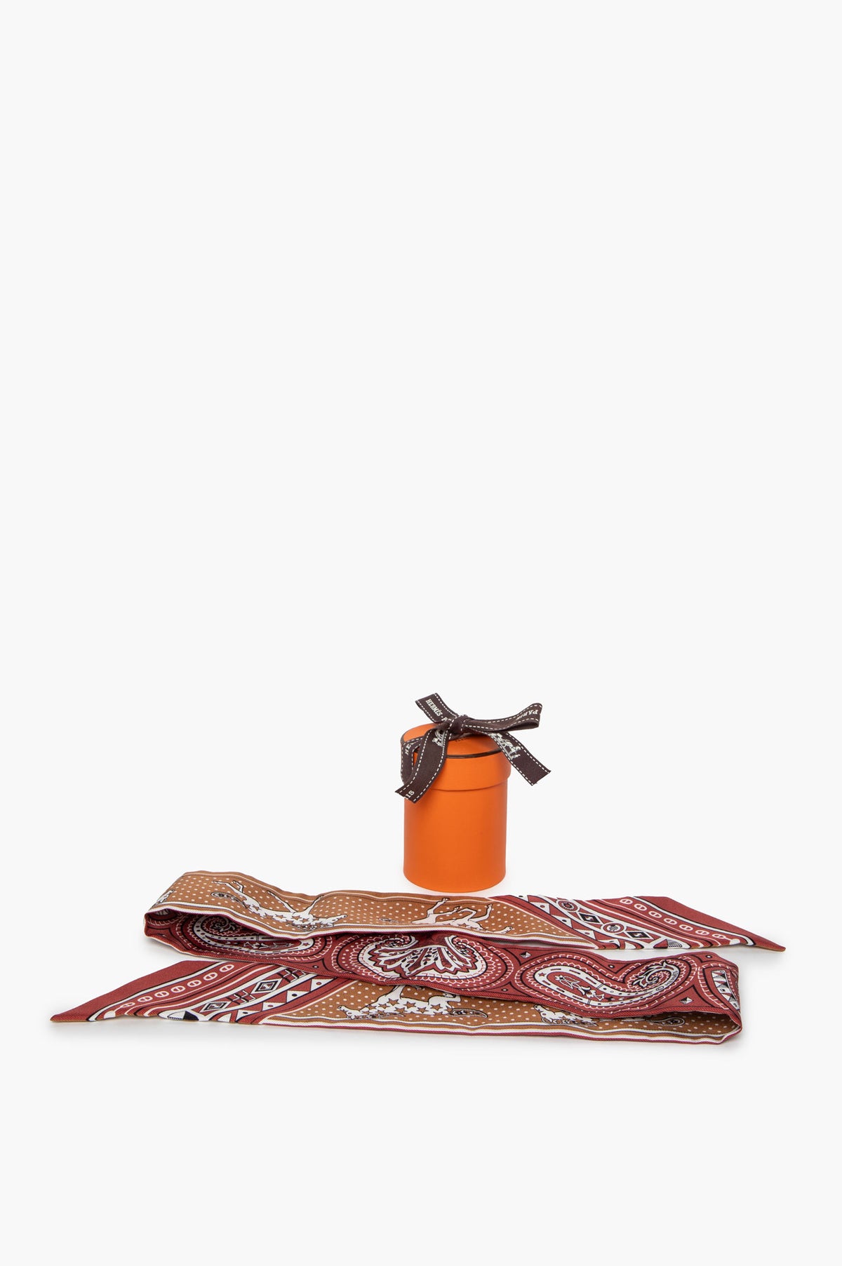 Hermès Cheval de Coeur Bandana Twilly