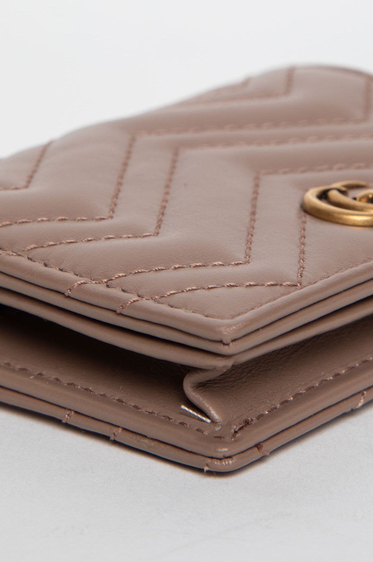 Gucci Beige Matelessé GG Marmont Wallet