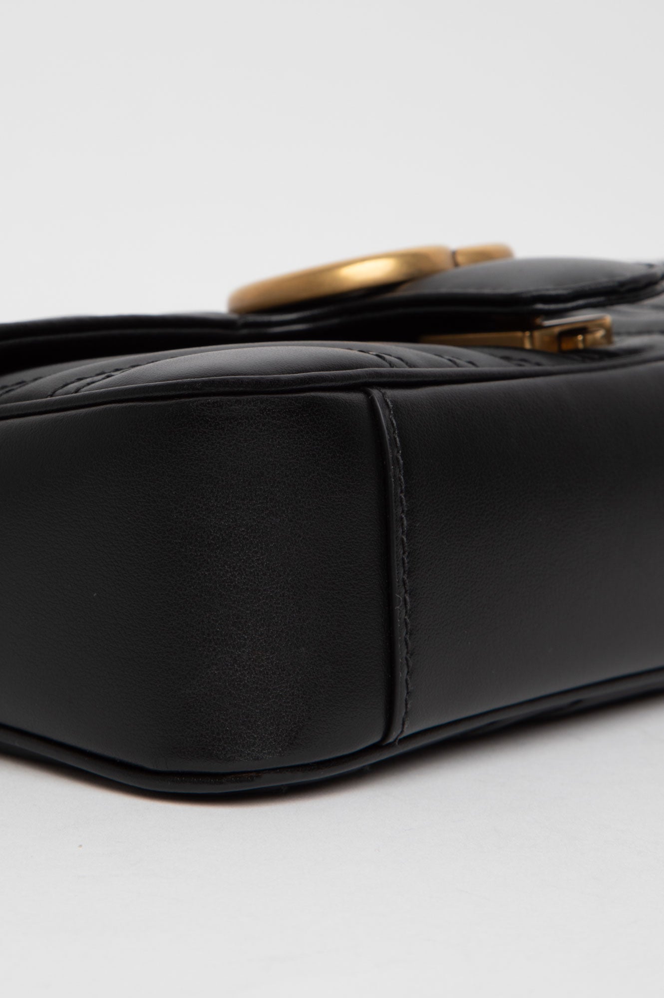 Gucci Black GG Marmont Medium Shoulder Bag
