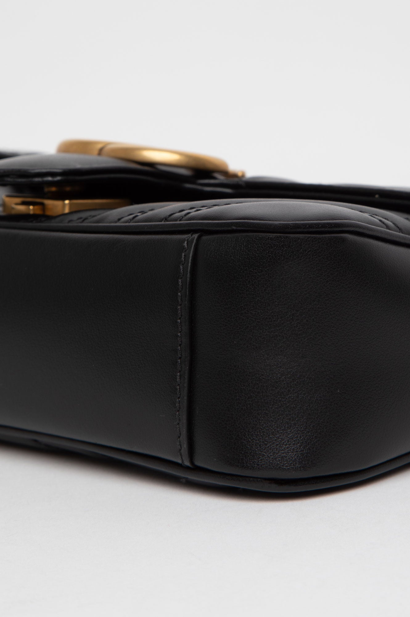 Gucci Black GG Marmont Medium Shoulder Bag