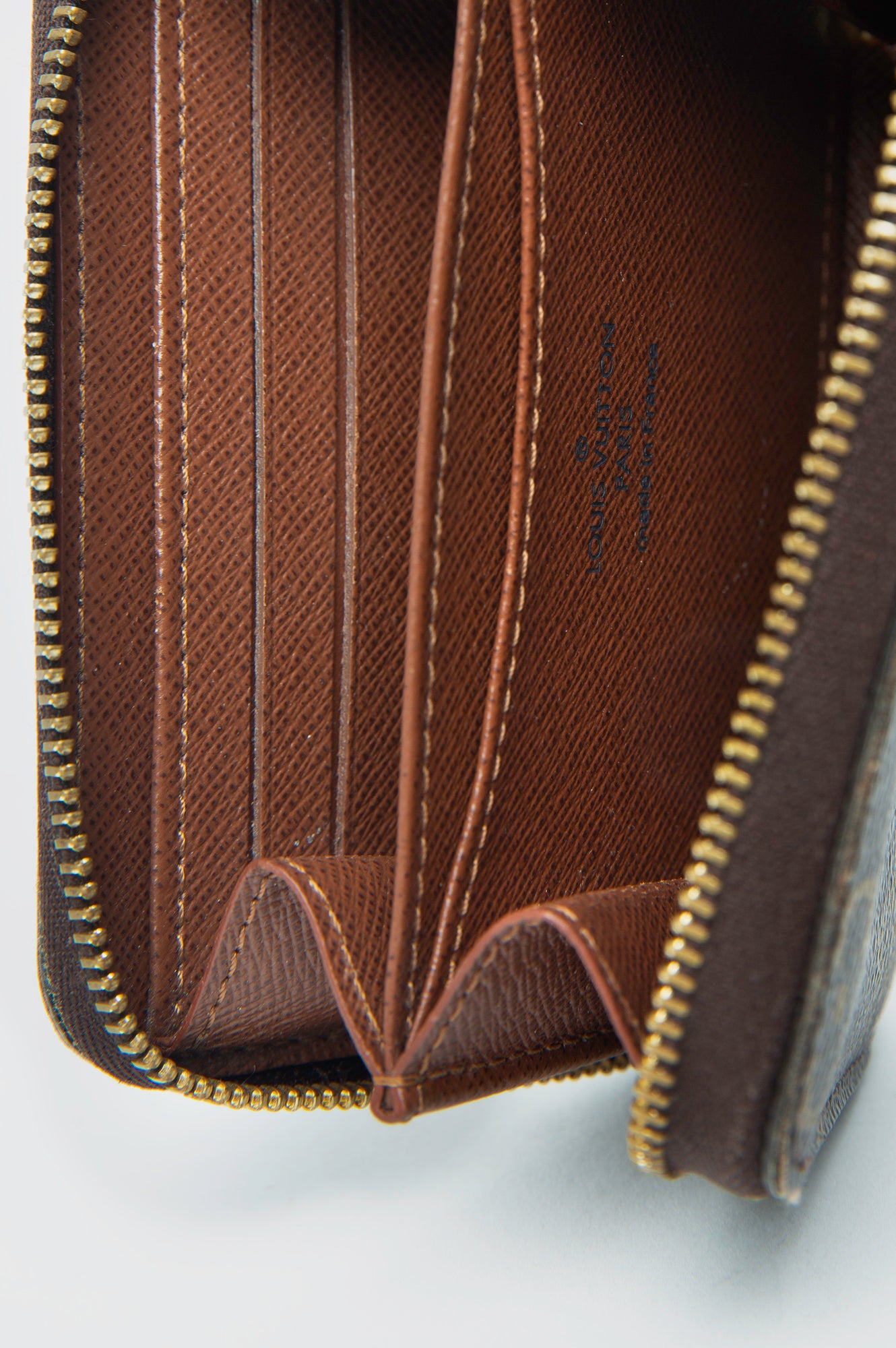 Louis Vuitton Monogram Zippy Wallet