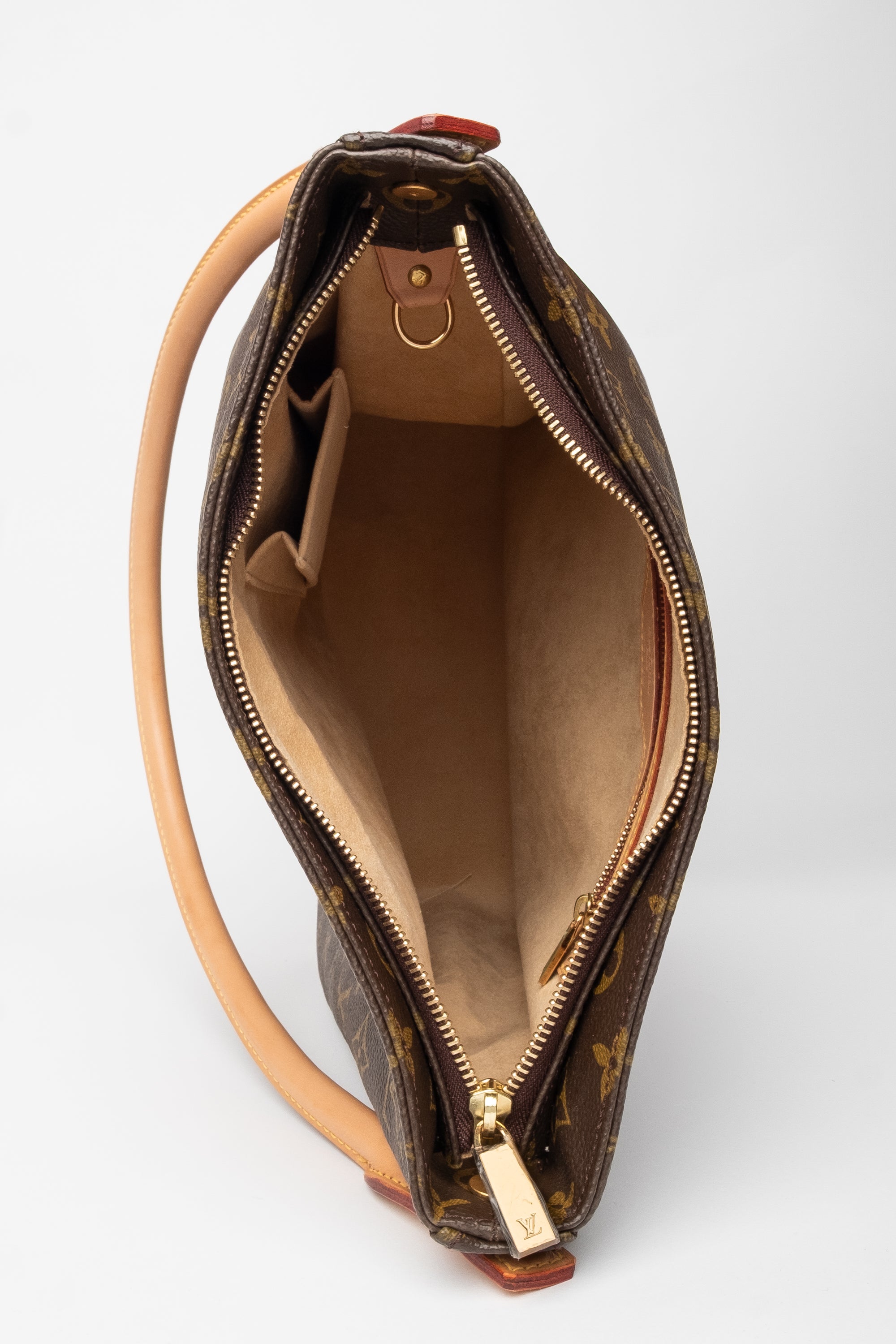 Louis Vuitton Looping Shoulder Bag
