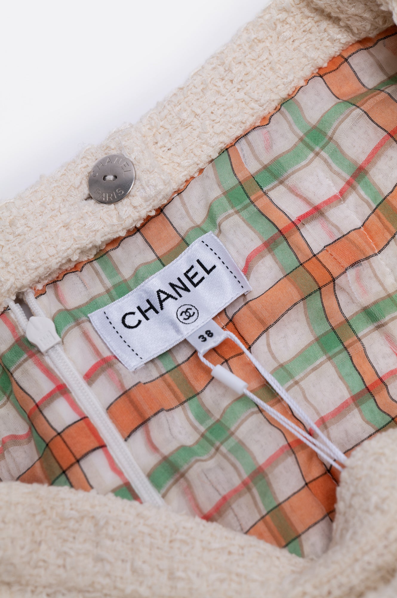 Chanel 2020 Resort Ivory Tweed Mini Skirt Size M/38
