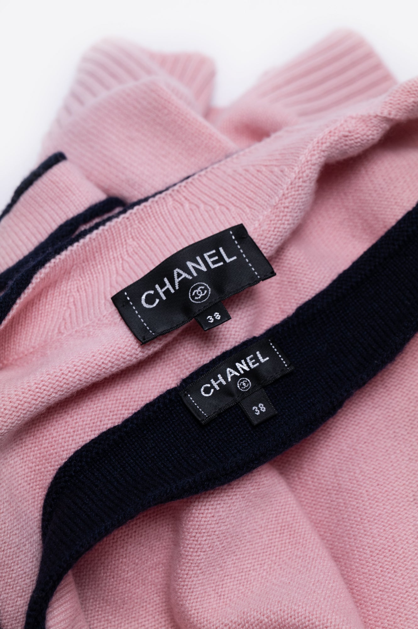 Chanel 2021S Pink Cashmere Cardigan Size M/38