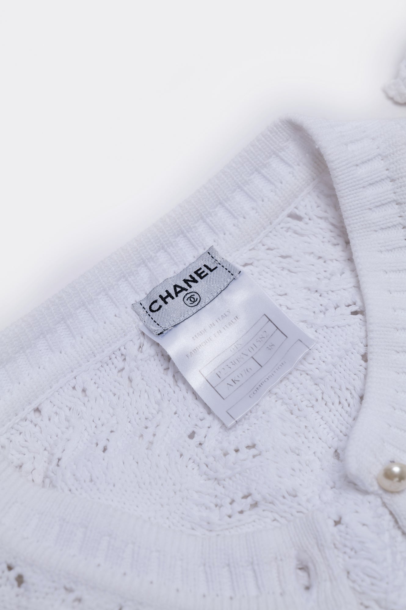 Chanel White Pearl Buttons Cardigan Size M/38
