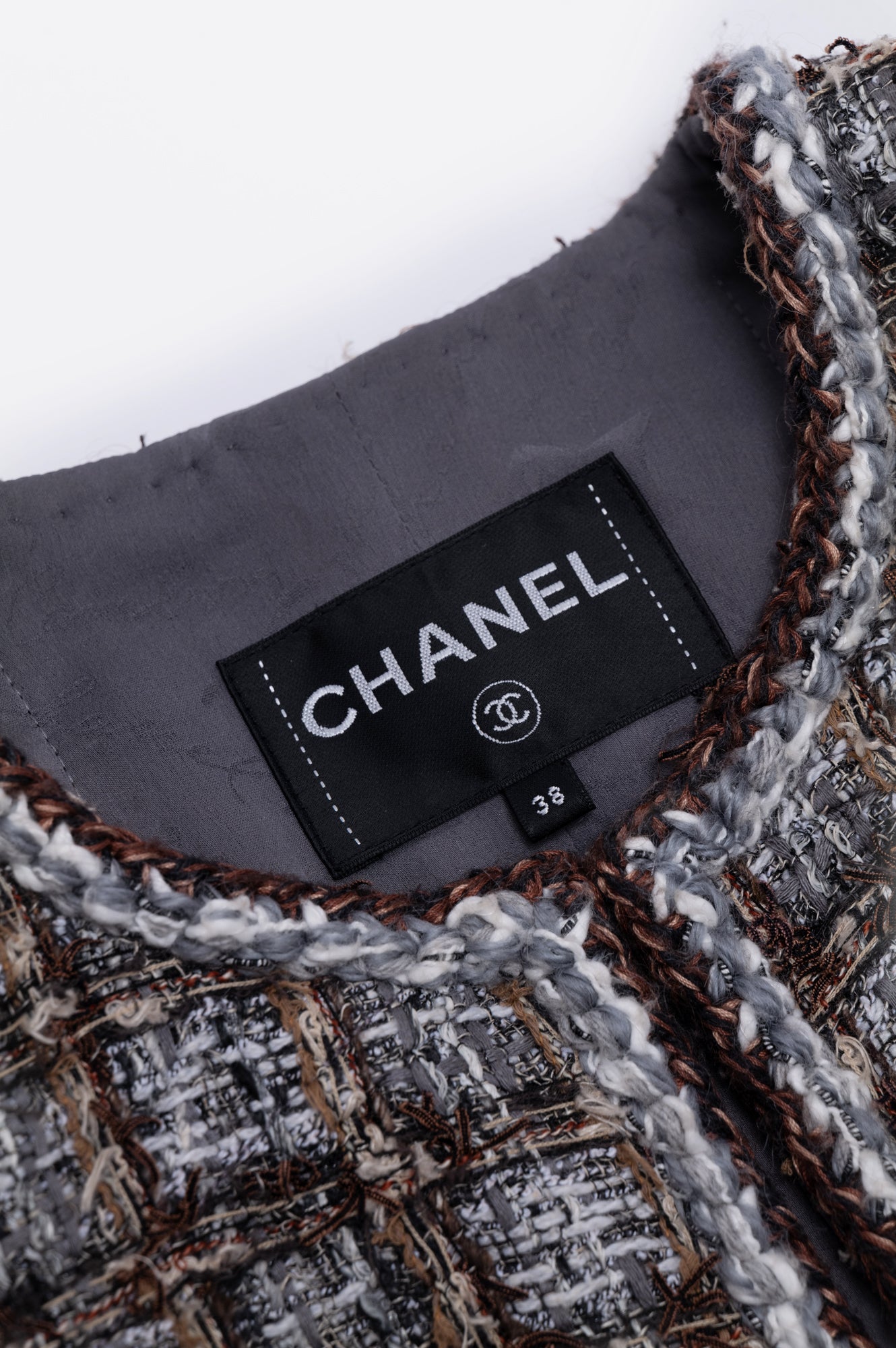 Chanel 2018 Tweed Collarless Jacket Size M/38