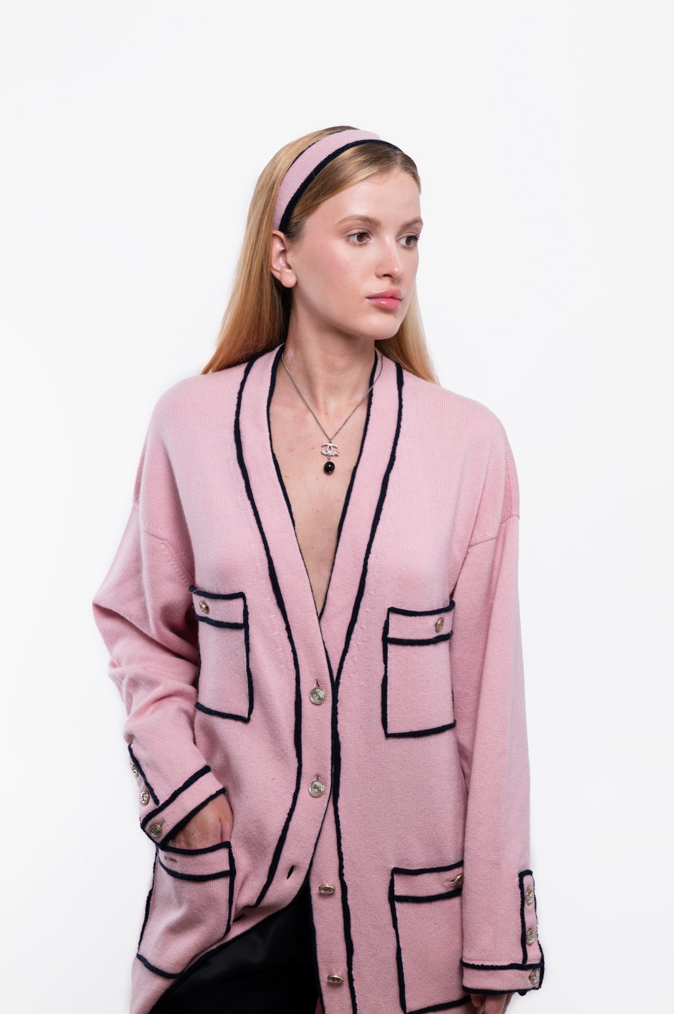Chanel 2021S Pink Cashmere Cardigan Size M/38