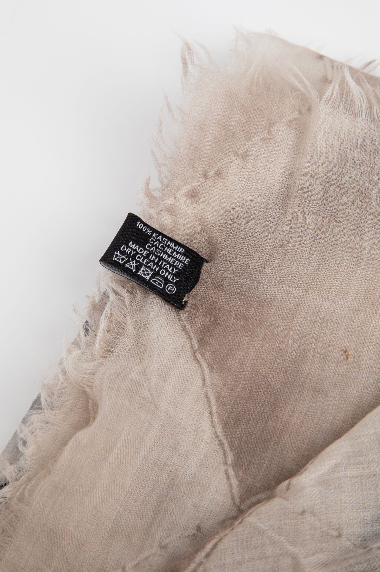 Chanel Ecru Trompe-L'œil Diamond Quilt Print Cashmere Shawl