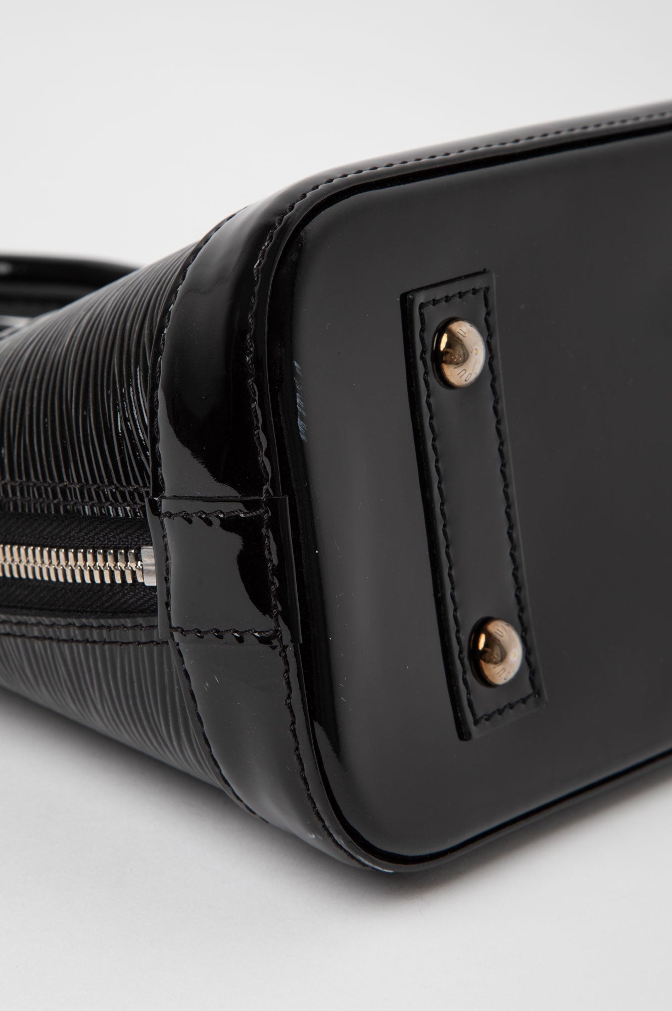 Louis Vuitton Black Electric Epi Alma BB