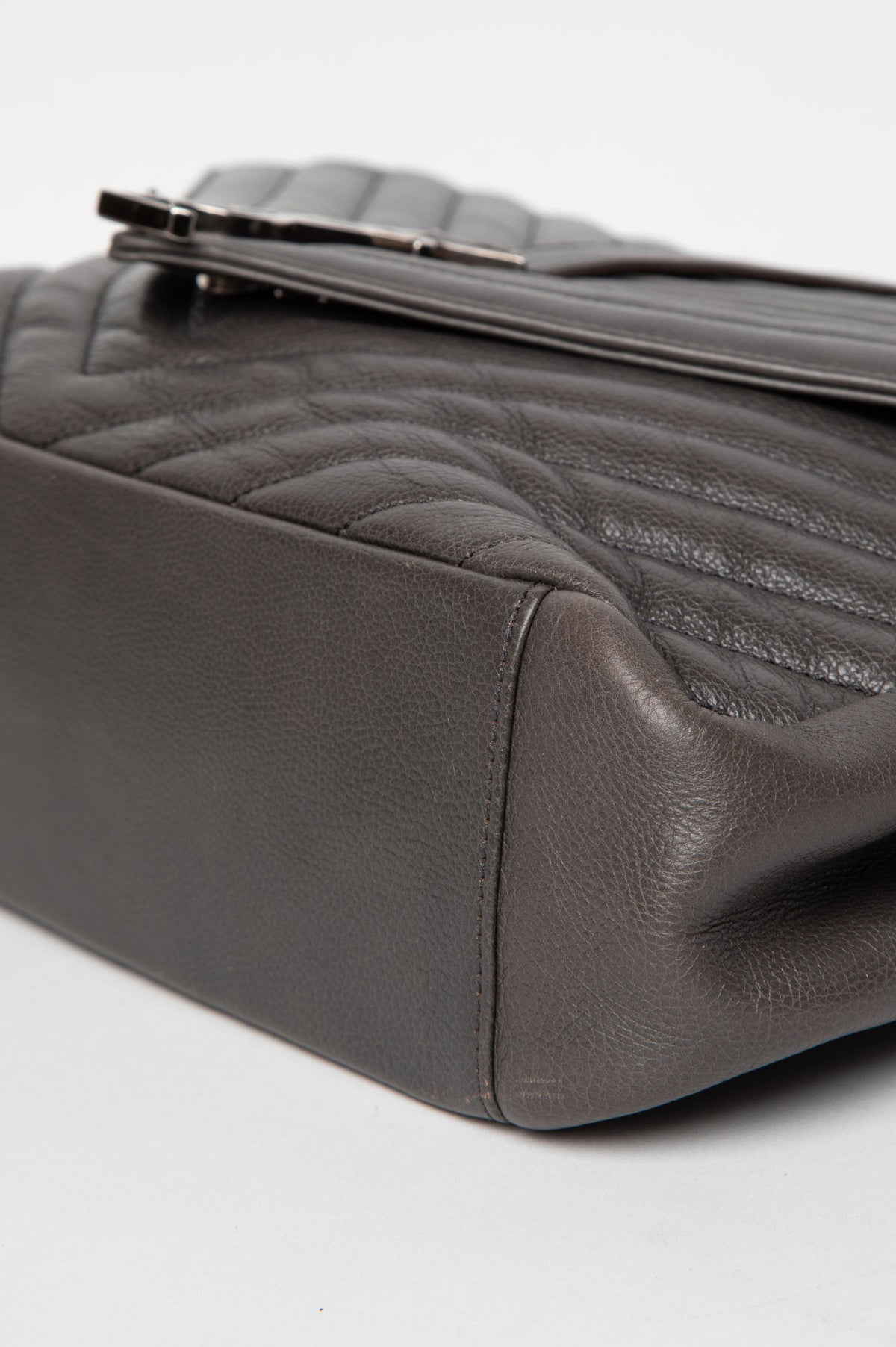 Saint Laurent Grey Chevron Matelassé Leather Large College Chain Bag