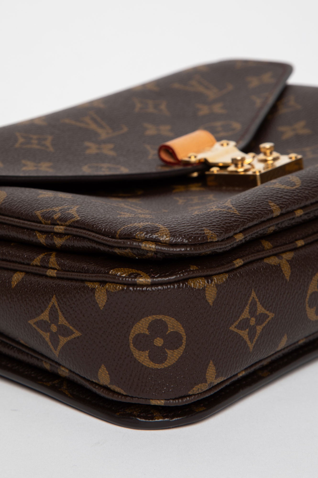 Louis Vuitton Monogram Metis Pochette Bag