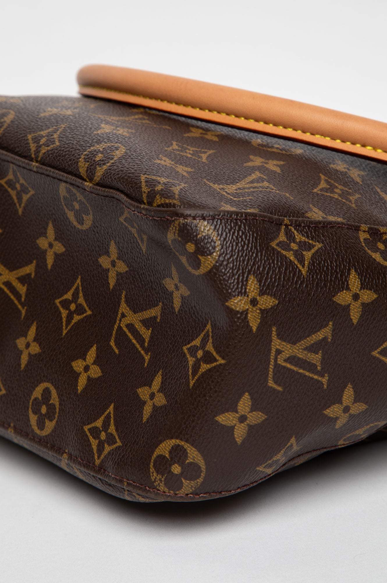Louis Vuitton Monogram GM Looping Shoulder Bag