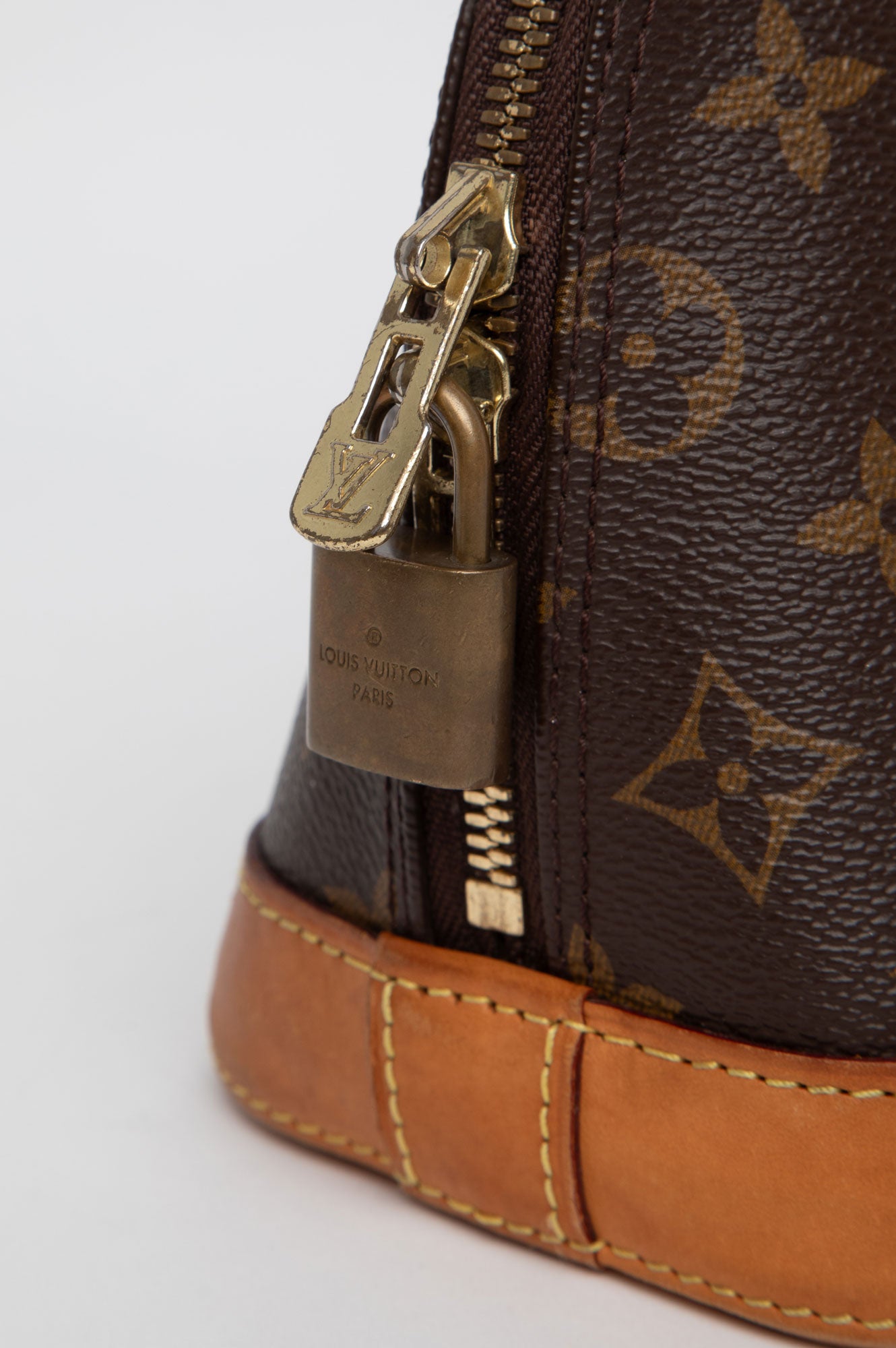 Louis Vuitton Monogram Alma BB Bag
