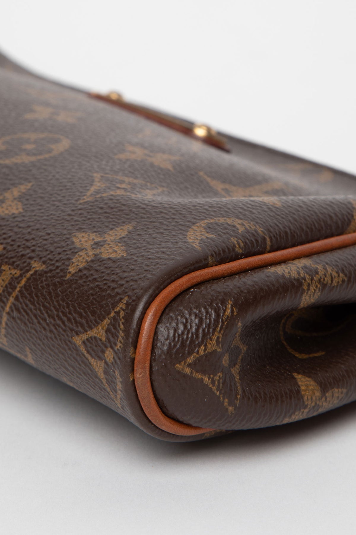 Louis Vuitton Monogram Eva Pochette With Strap