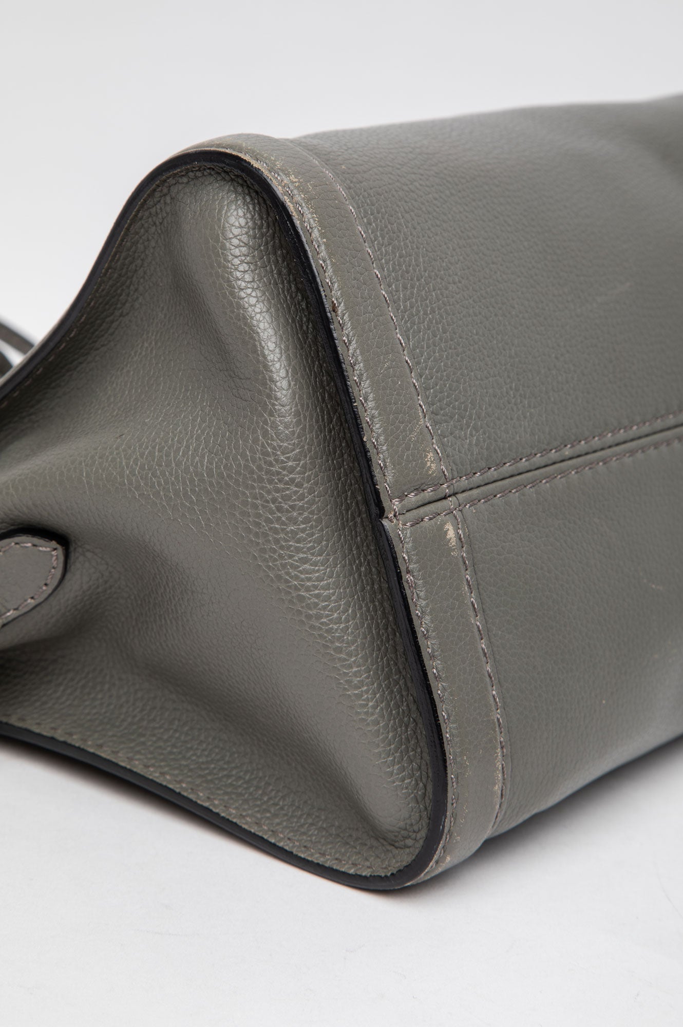 Alexander McQueen Grey Pebbled Skull Padlock Bag