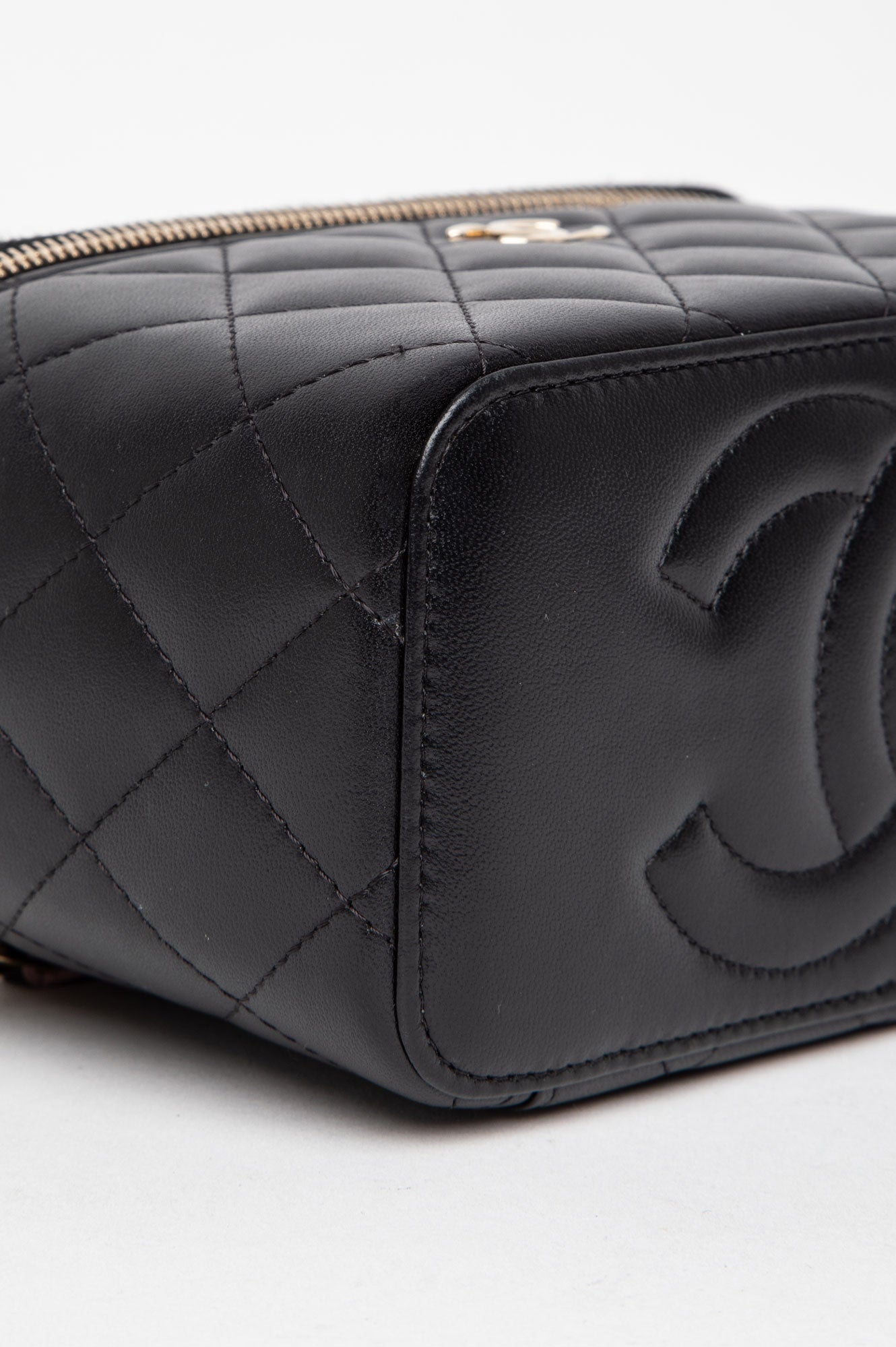 Chanel Black Lambskin Quilted Top Handle Vanity Case with Chain