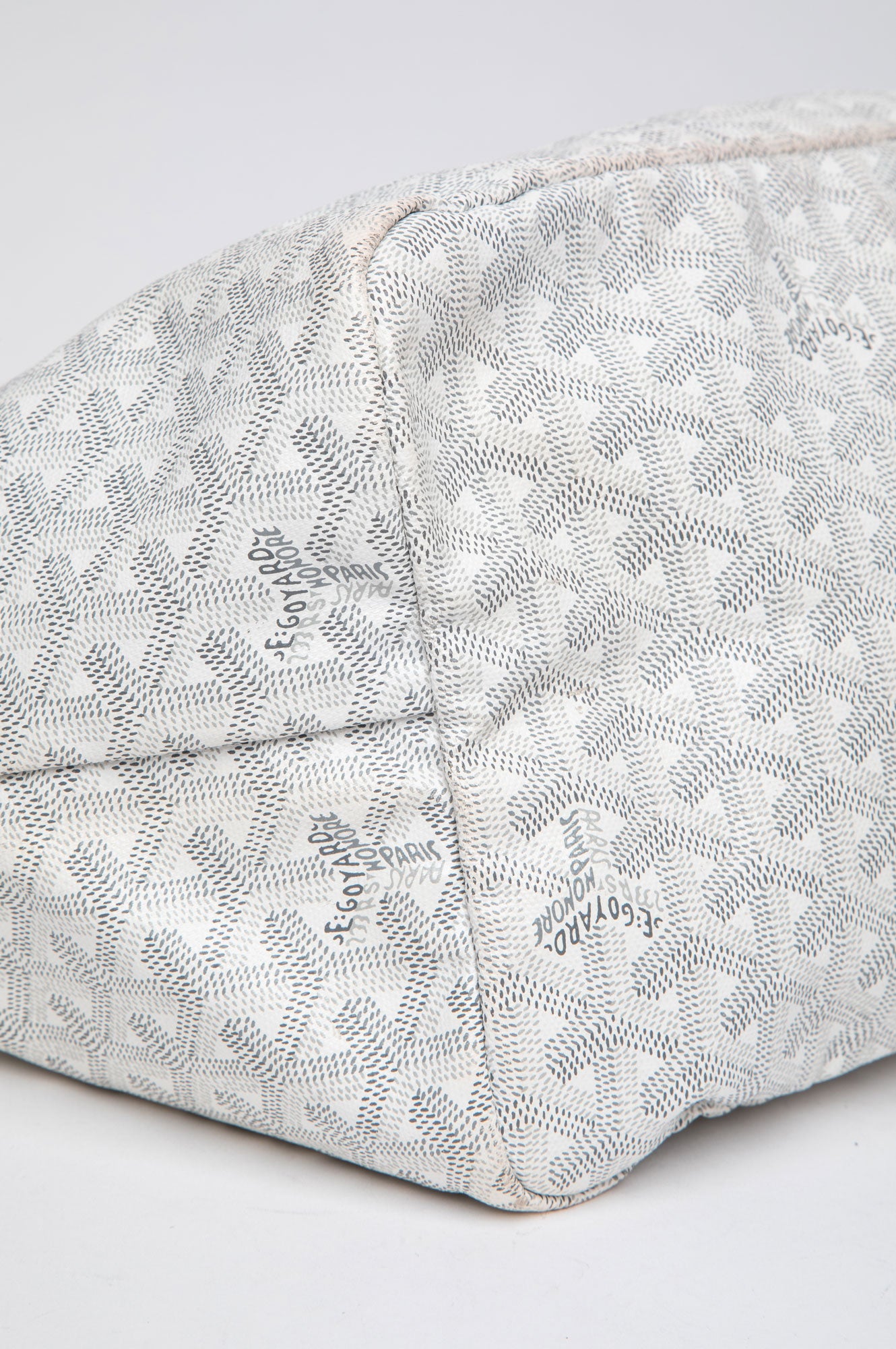 Goyard St. Louis White GM Tote With Pouch