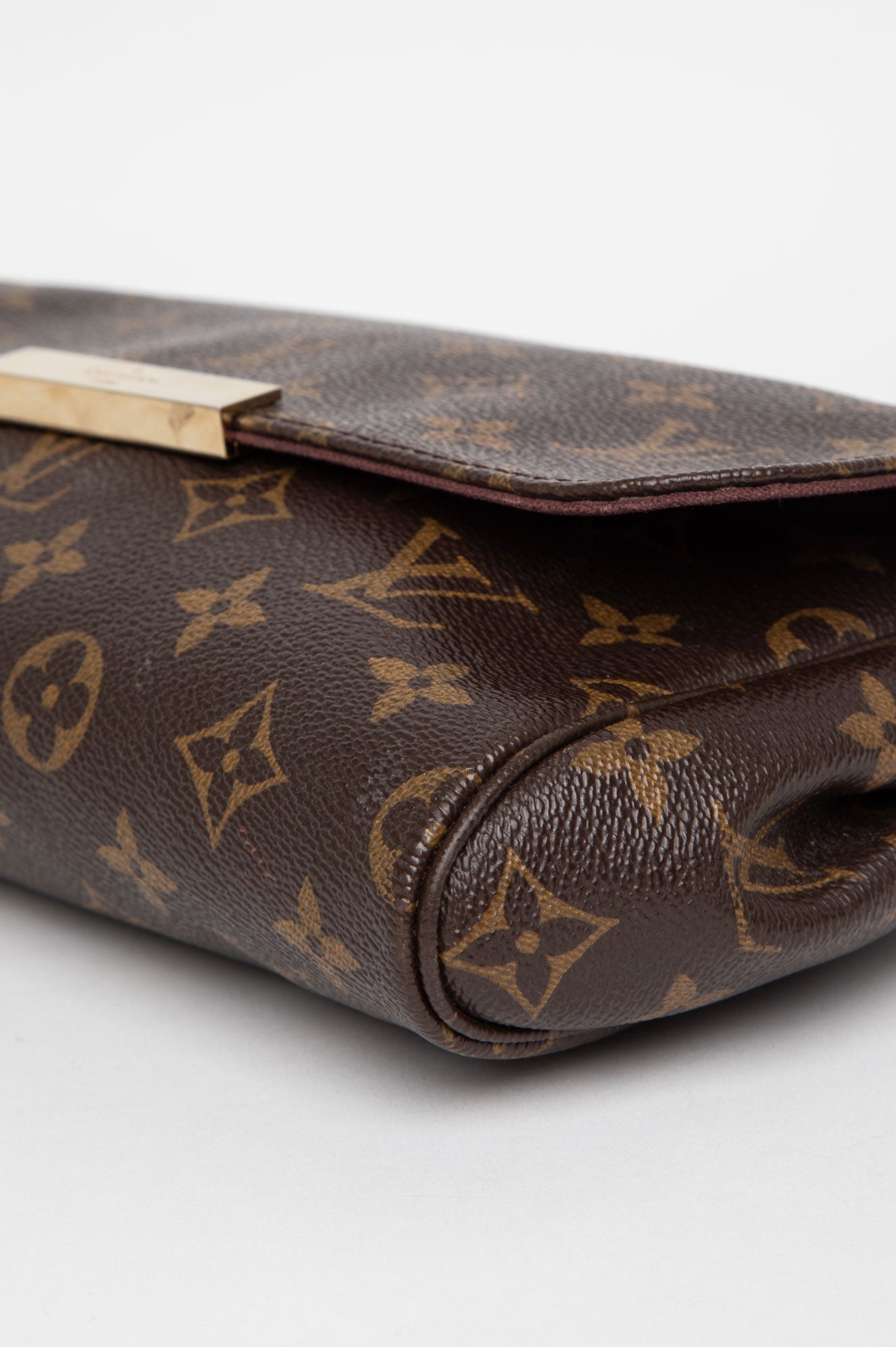 Louis Vuitton Favorite MM Bag
