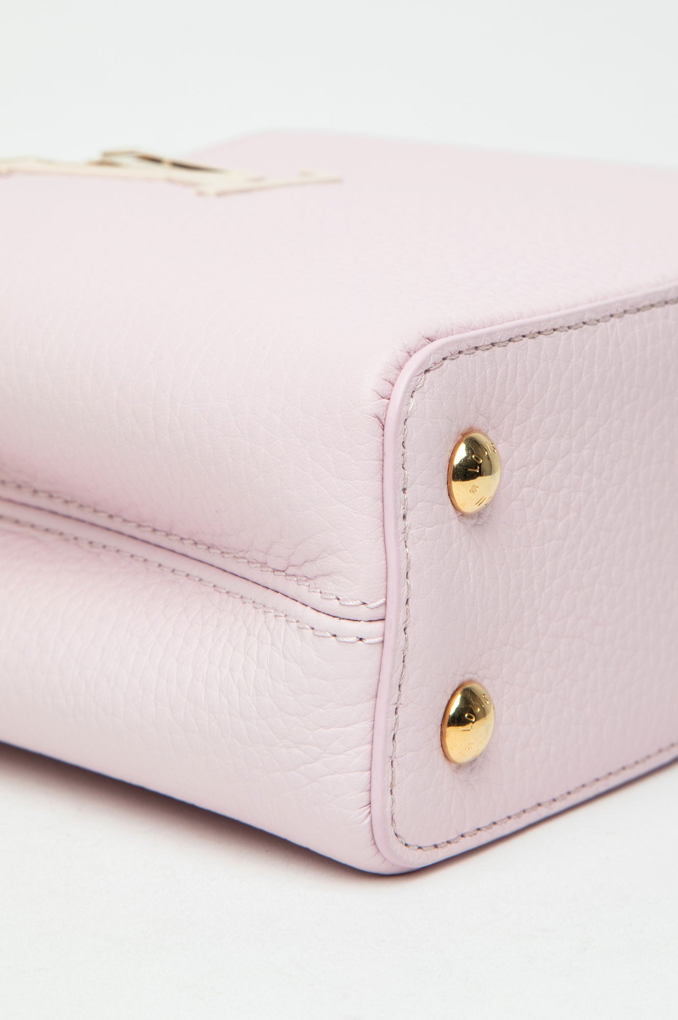 Louis Vuitton Capucines Lovelock Marshmallow Taurillon Mini