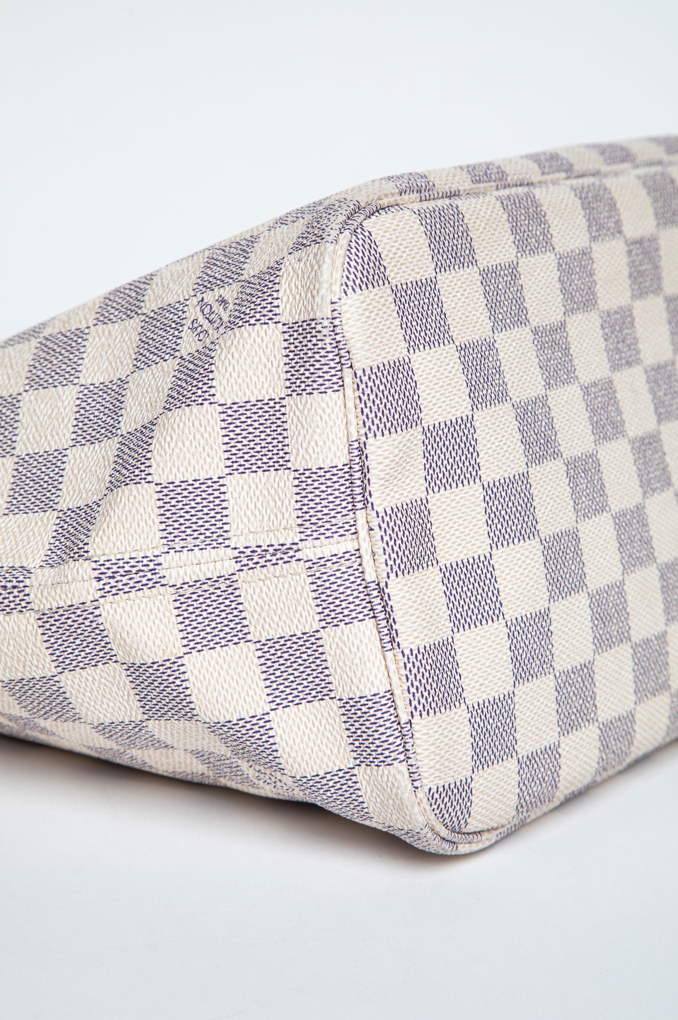 Louis Vuitton Damier Azur Neverfull MM