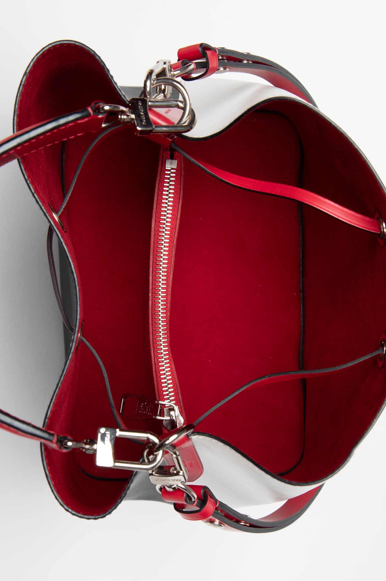 Louis Vuitton White/Black/Red Epi NéoNoé MM Bucket Bag