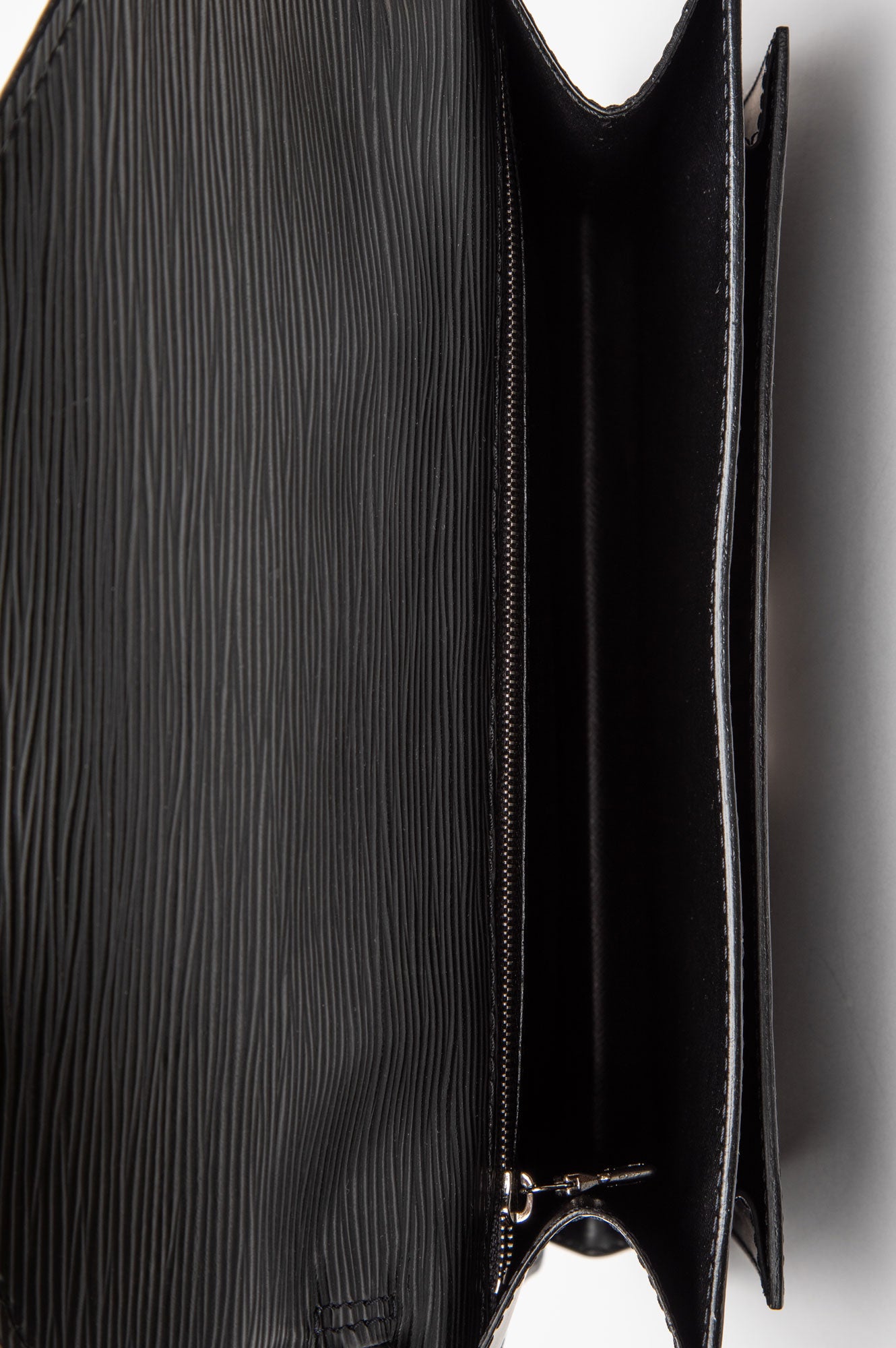 Louis Vuitton Black Epi Pochette Sellier Dragonne Clutch