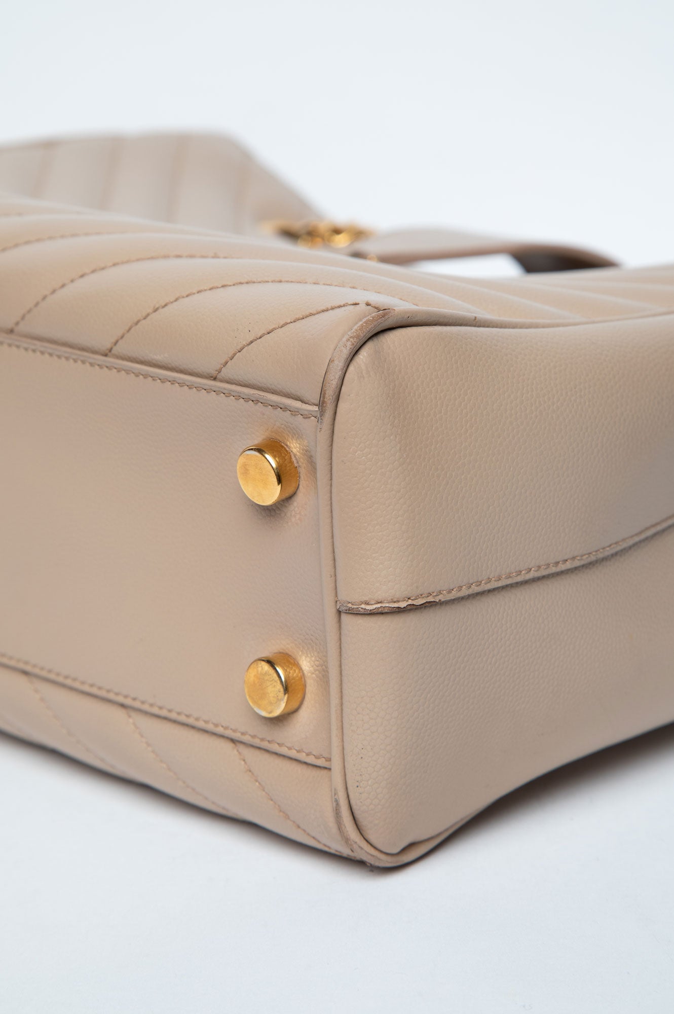 Saint Laurent Beige Grain de Poudre Matelassé Chevron Monogram Shopping Bag