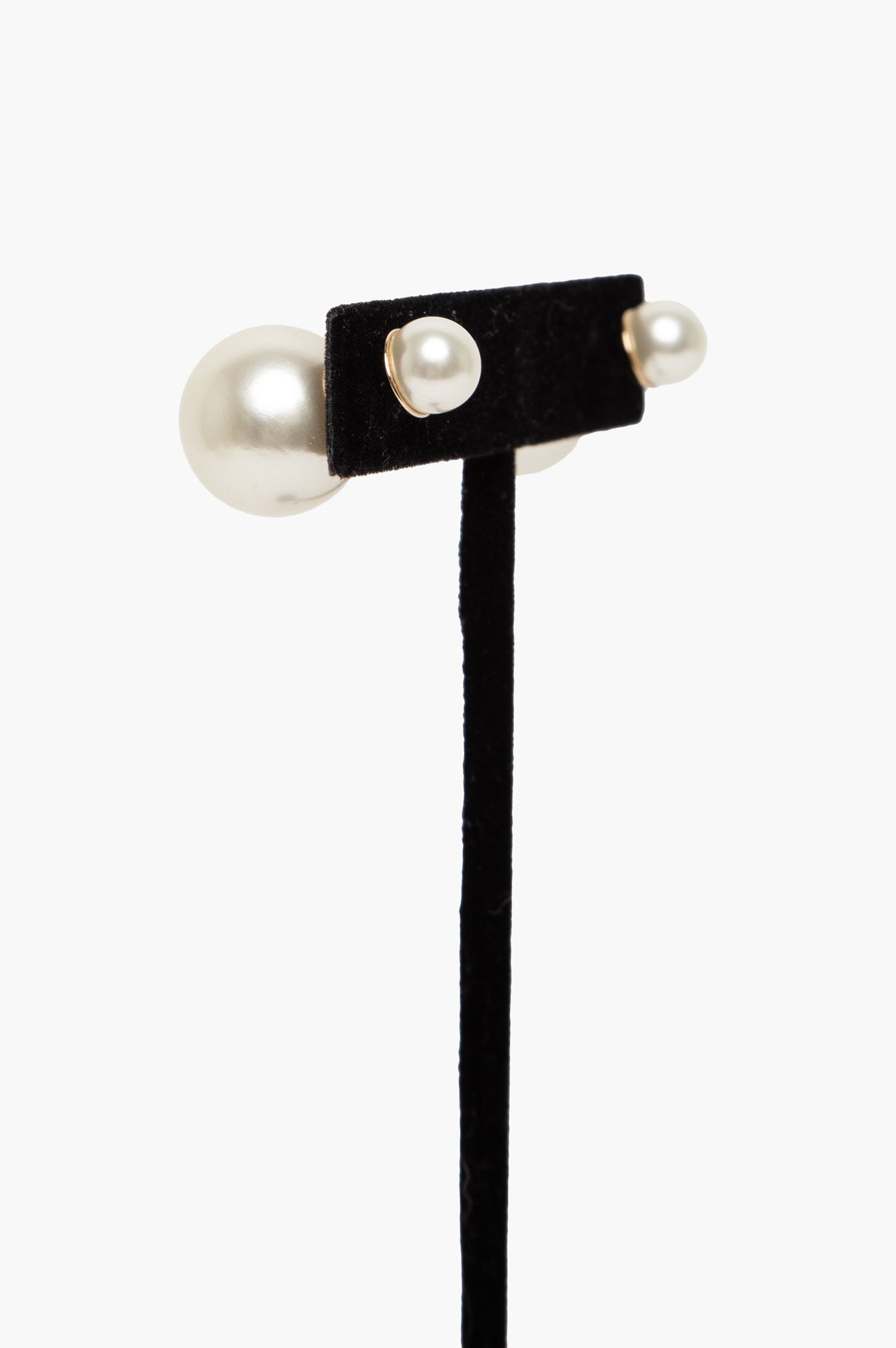 Christian Dior Tribales Pearl Earrings