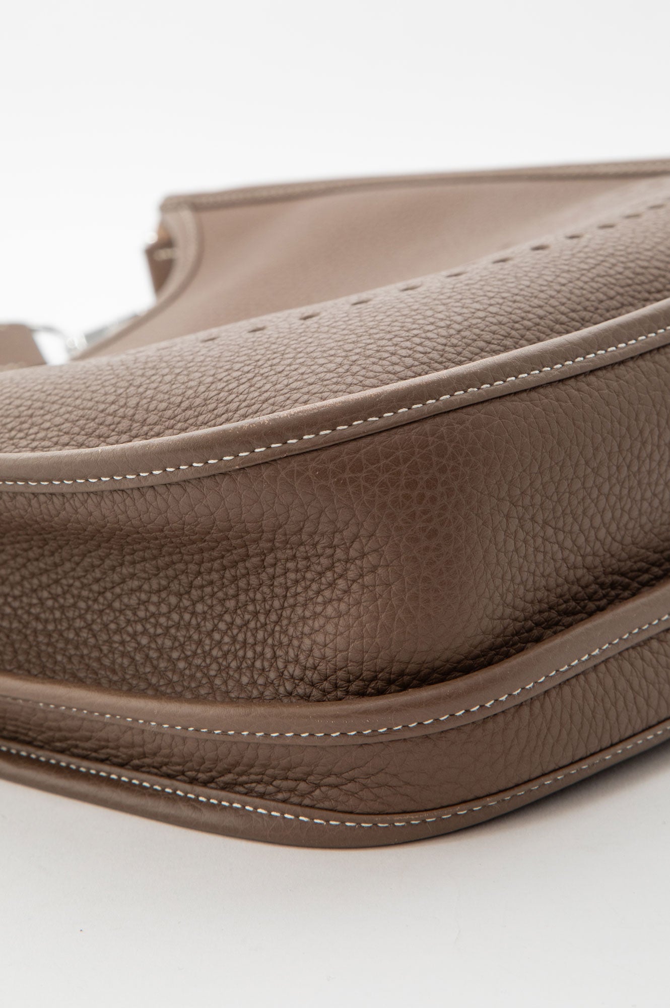Hermes Etaupe Clemence Leather Evelyne 29 PM