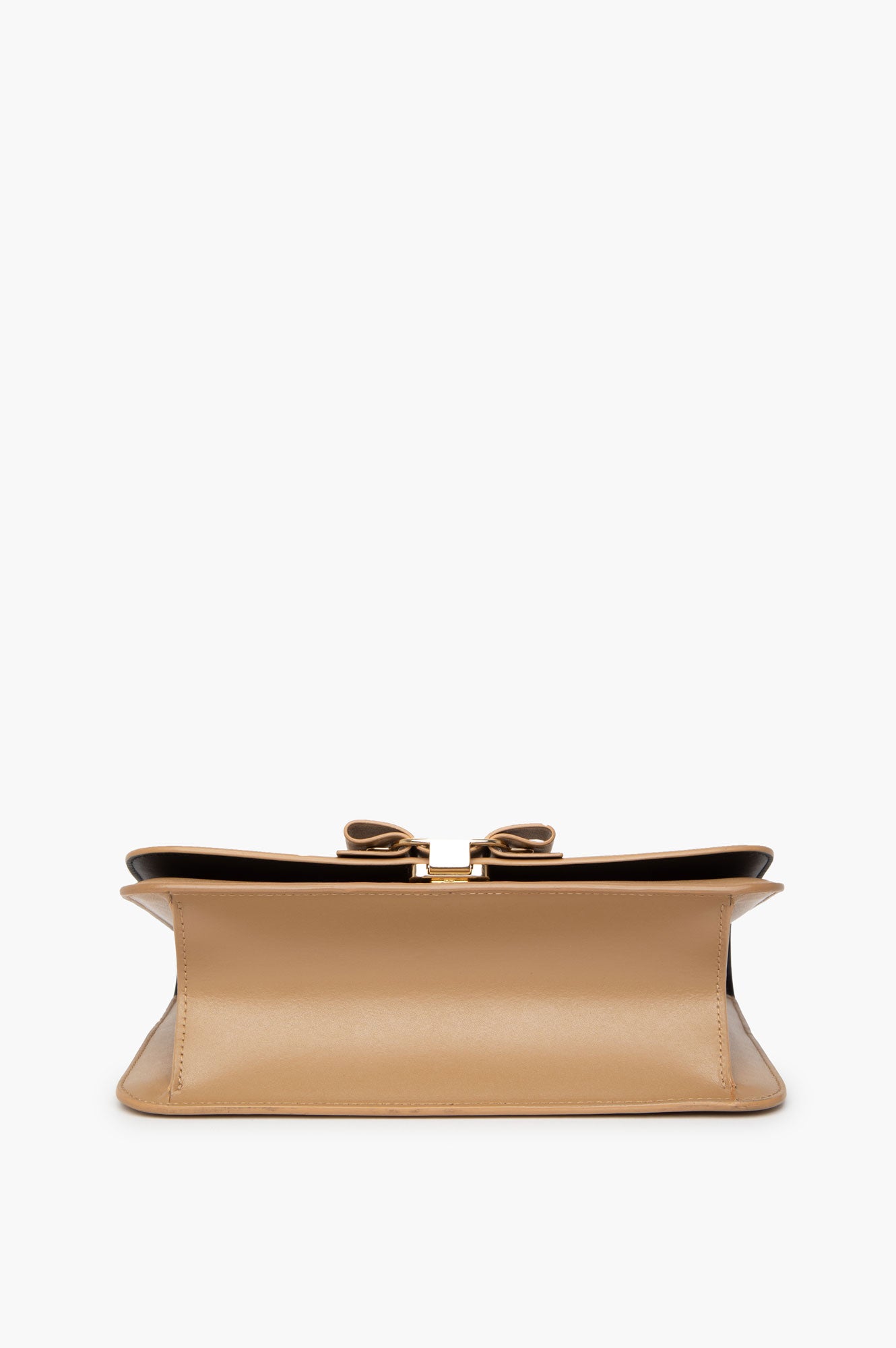Salvatore Ferragamo Beige Leather Bow Chain Shoulder Bag