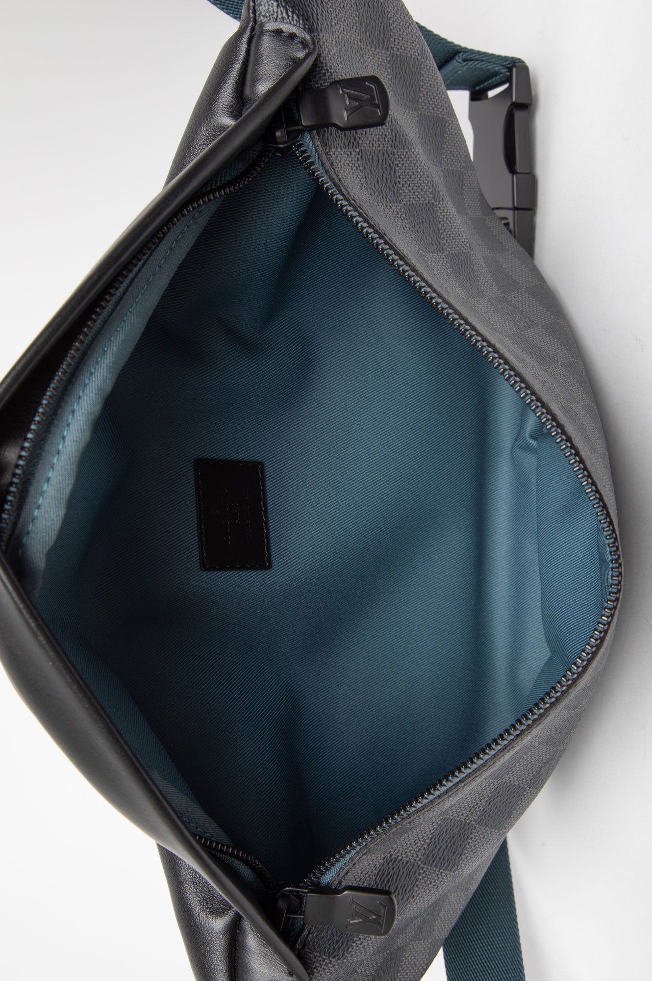 Louis Vuitton 2017 Damier Graphite Bumbag