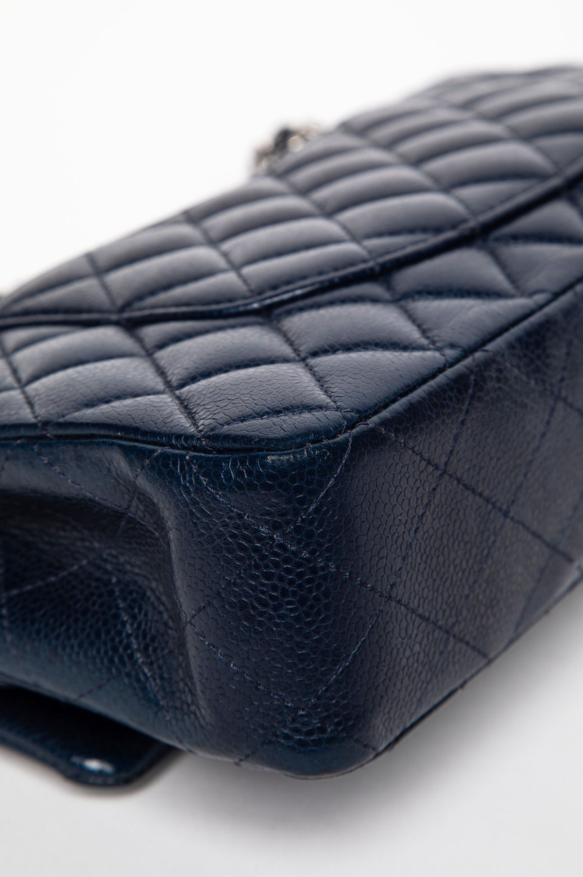 Chanel Navy Blue Caviar Medium Classic Flap SHW