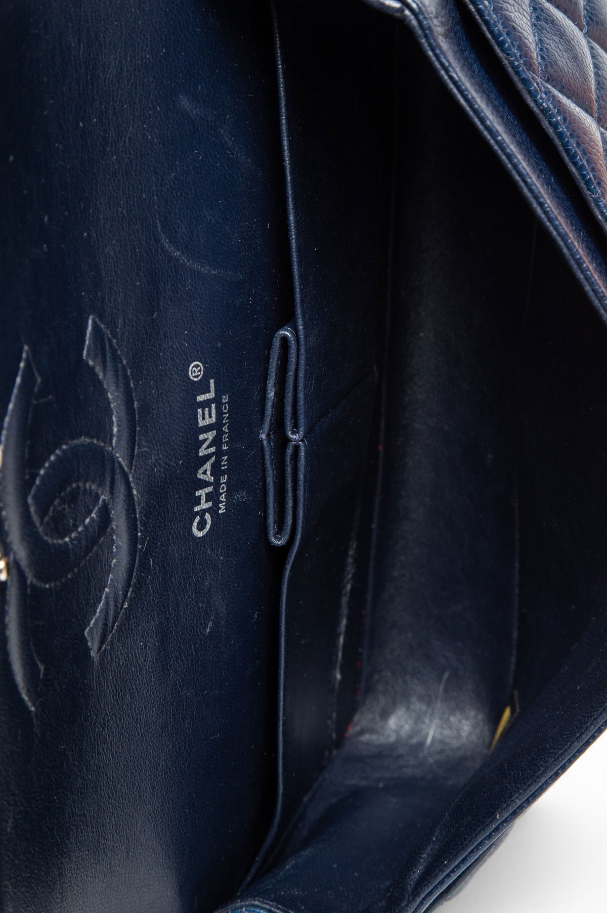 Chanel Navy Blue Caviar Medium Classic Flap SHW