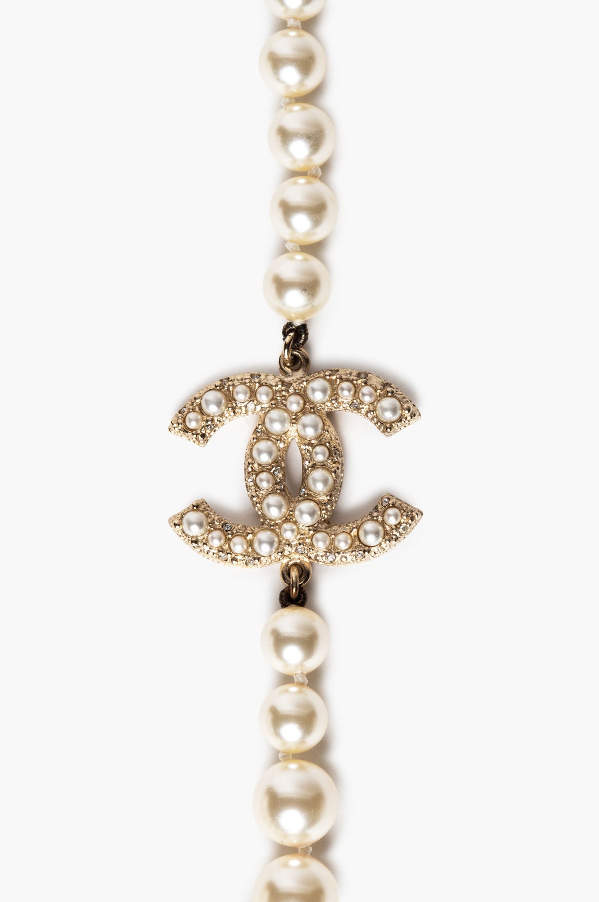 Chanel Fall 2018 V 100th Anniversary Graduated Faux Pearl Necklace