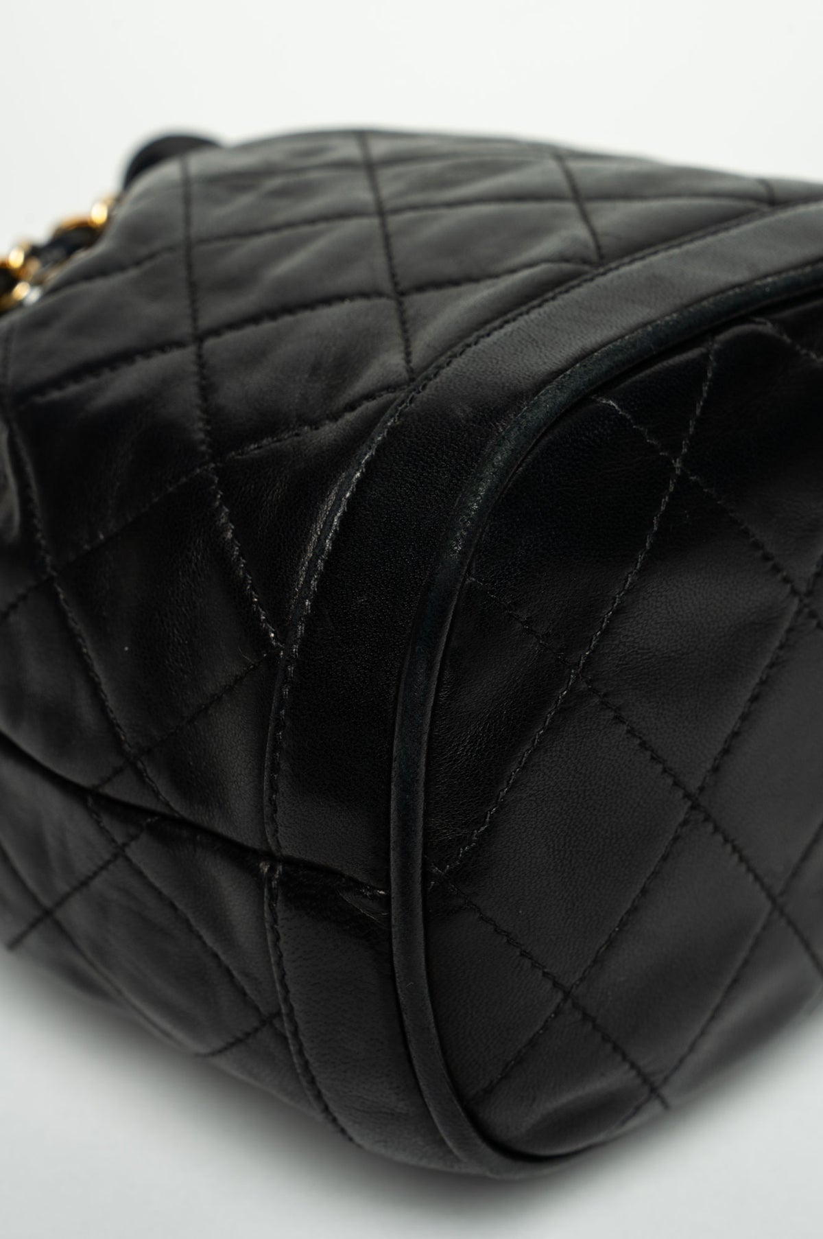 Chanel Vintage 1989 Black Lambskin Quilted Tassel Bucket Bag