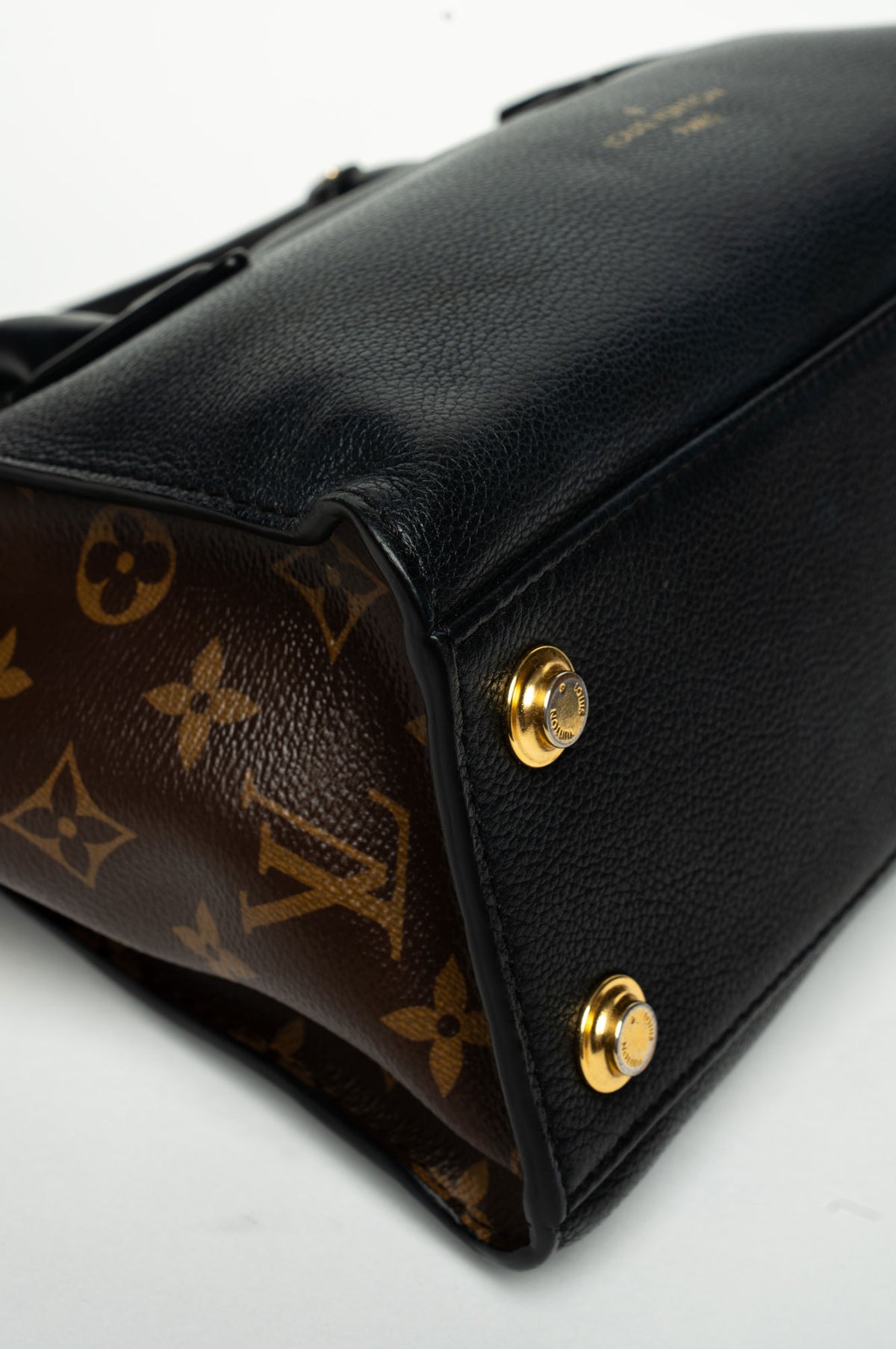 Louis Vuitton Black Leather Monogram Canvas On My Side PM