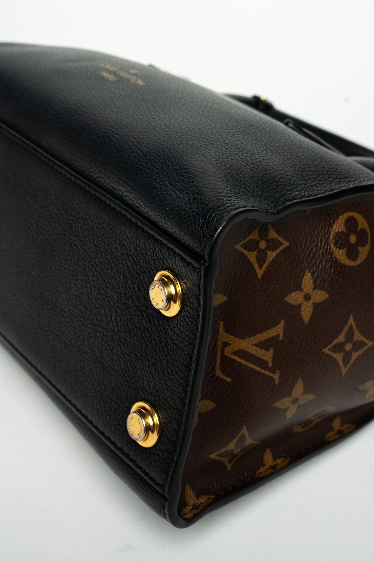 Louis Vuitton Black Leather Monogram Canvas On My Side PM