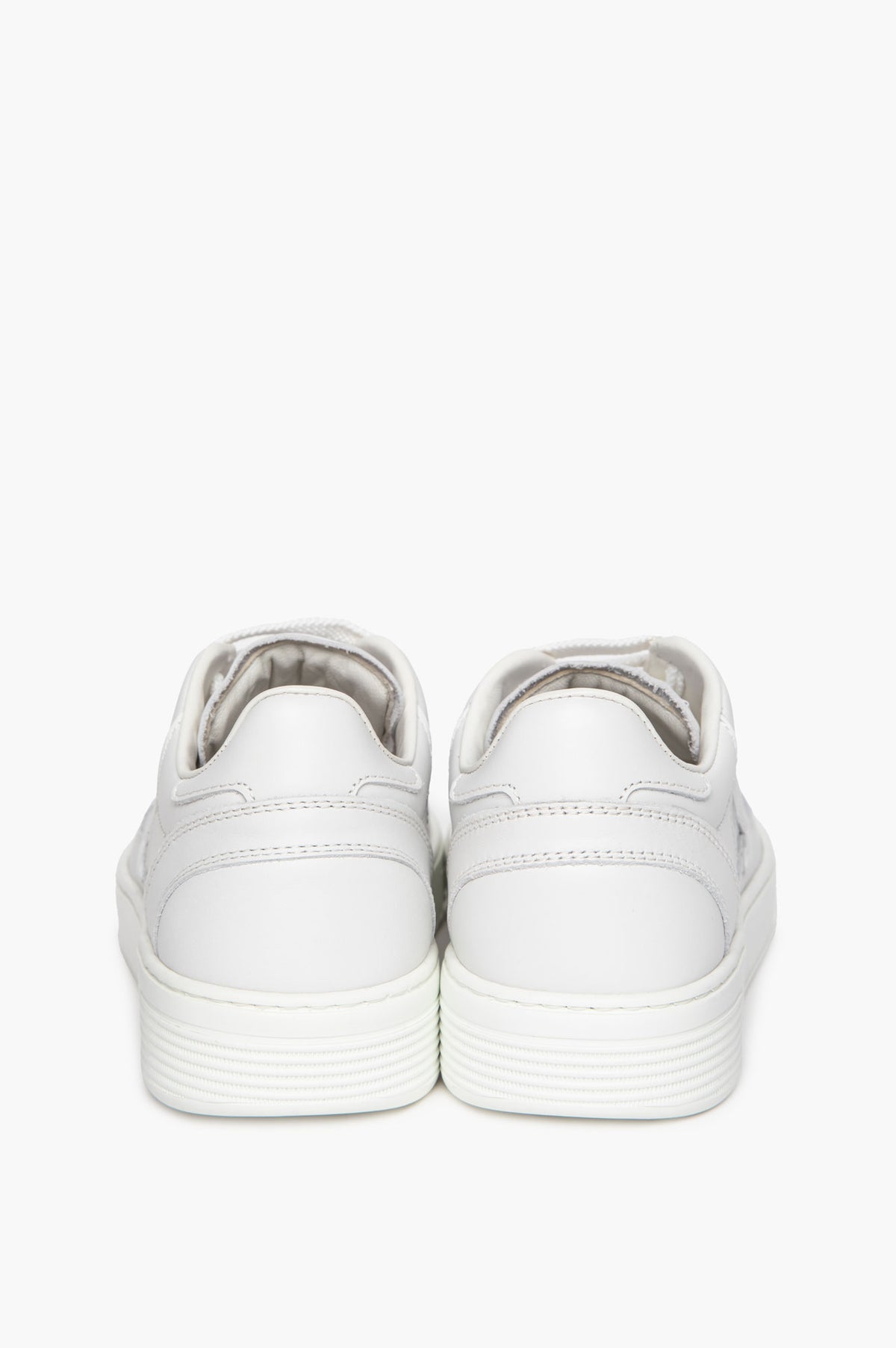 Chanel 23A White Leather CC Logo Sneakers Size 36