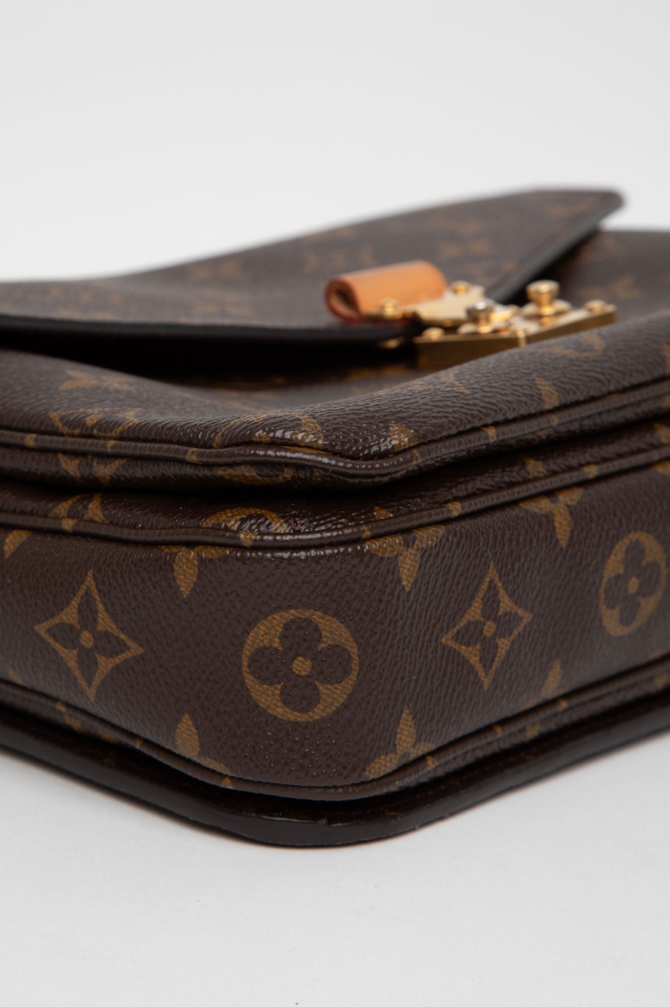 Louis Vuitton 2019 Monogram Pochette Metis Bag