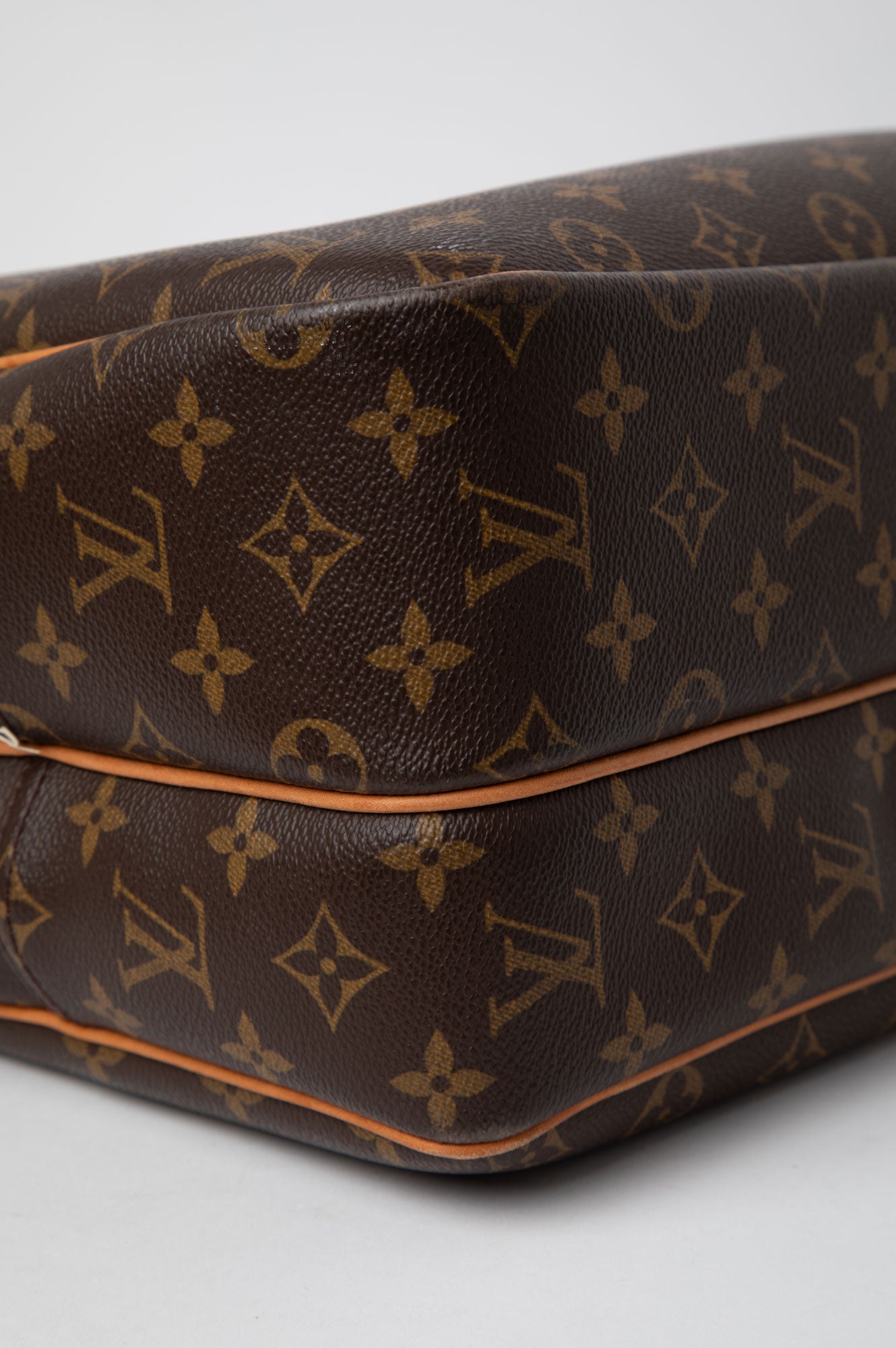 Louis Vuitton Brown Monogram Repoter GM Bag