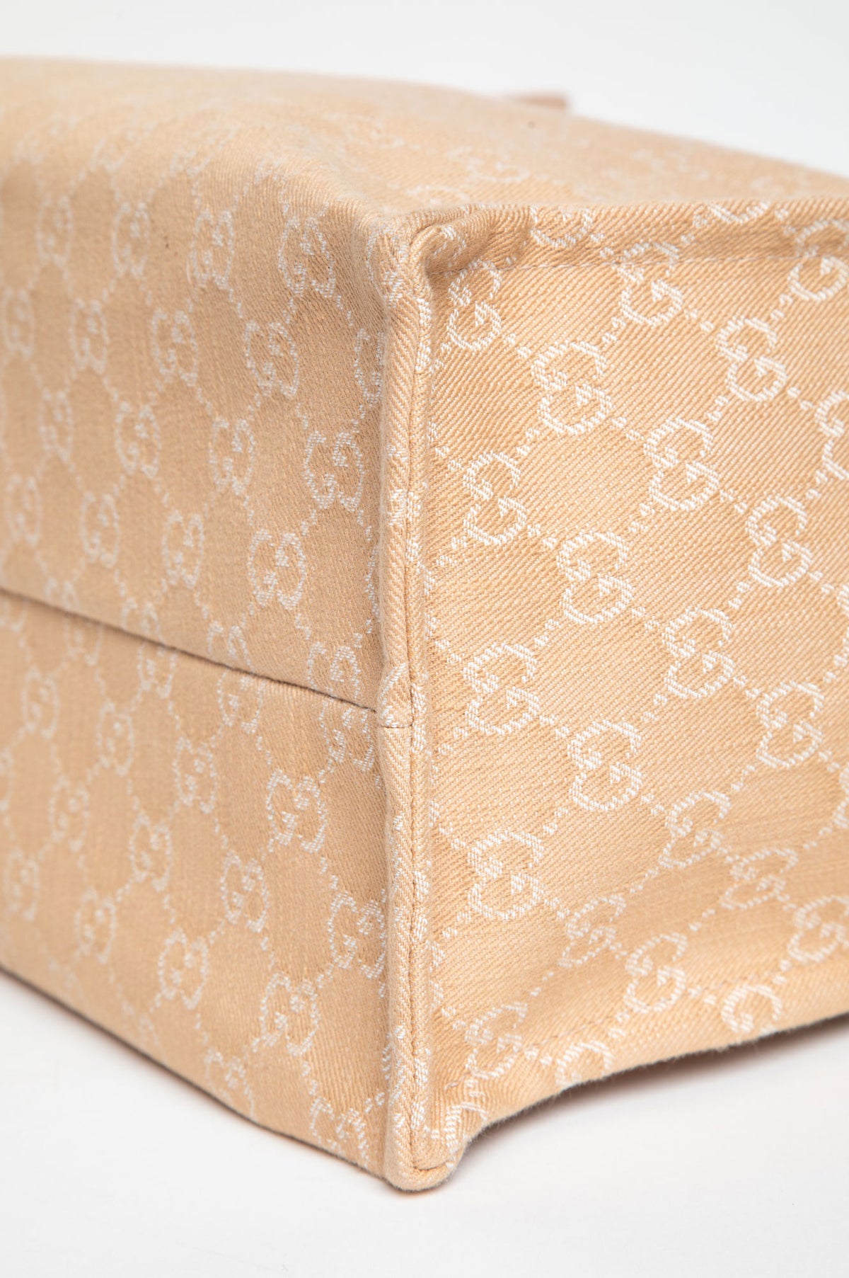 Gucci Beige GG Canvas Denim Tote GM