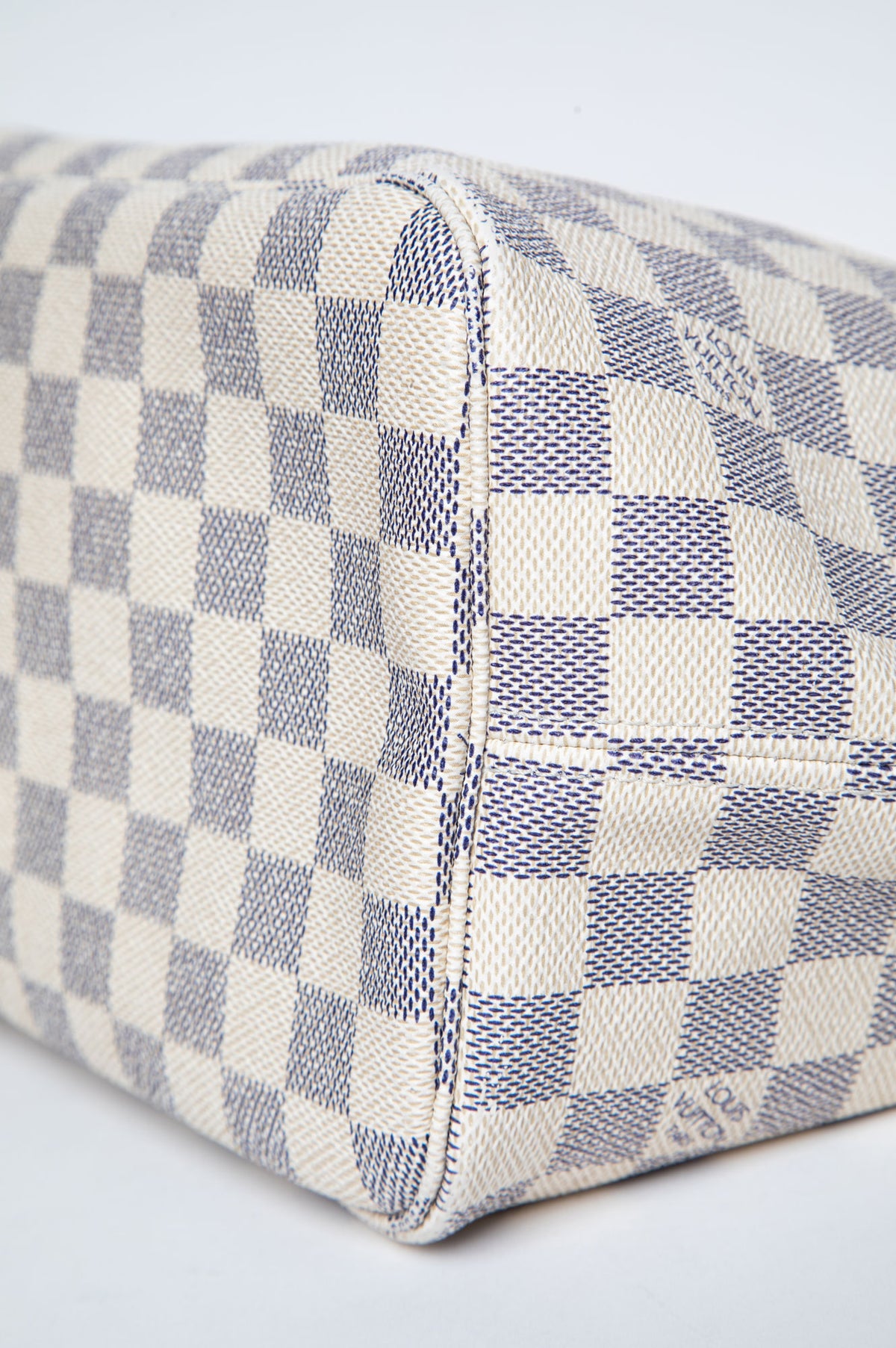 Louis Vuitton Damier Azur Neverfull MM