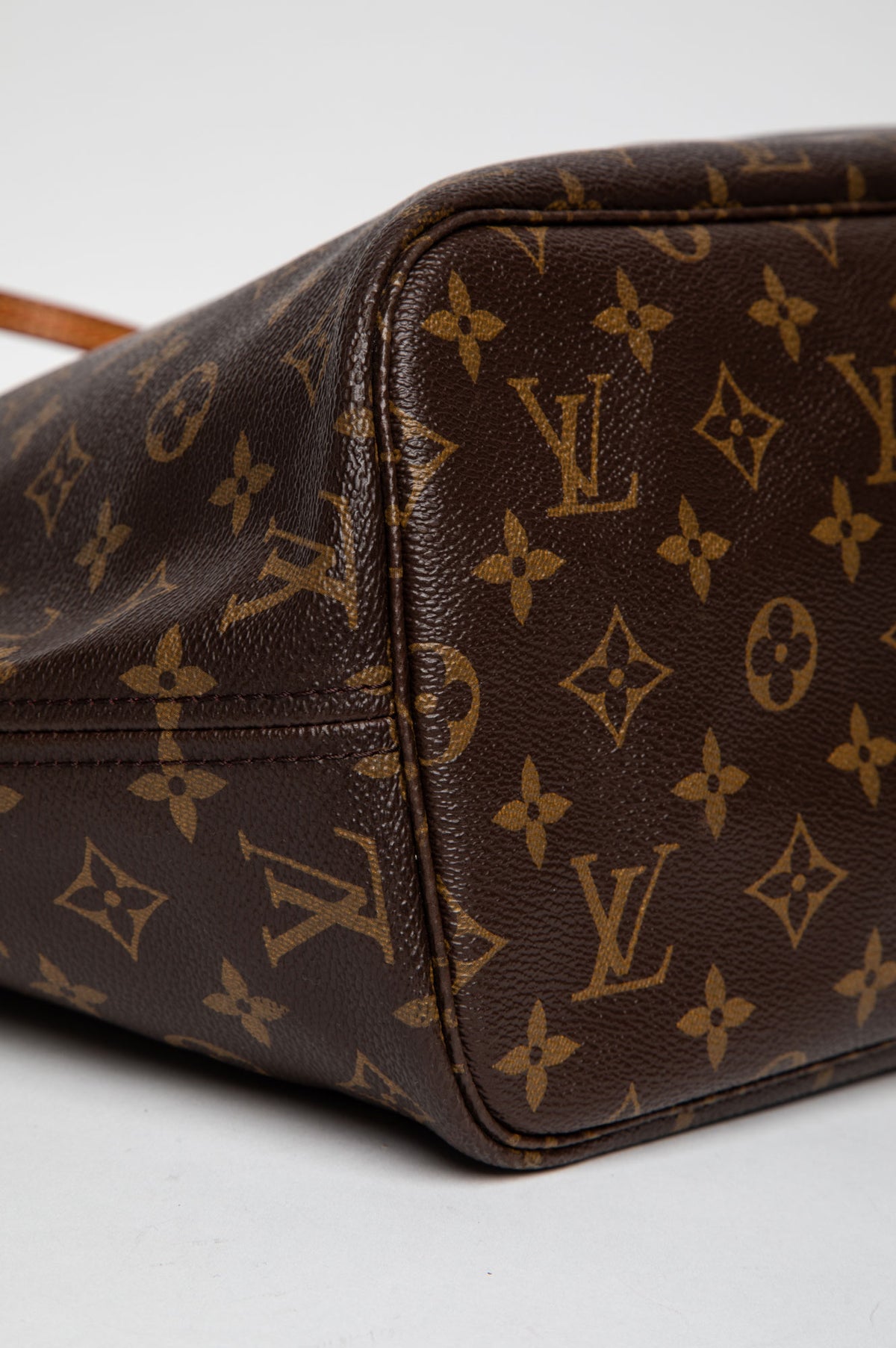 Louis Vuitton Monogram Neverfull MM with Pouch