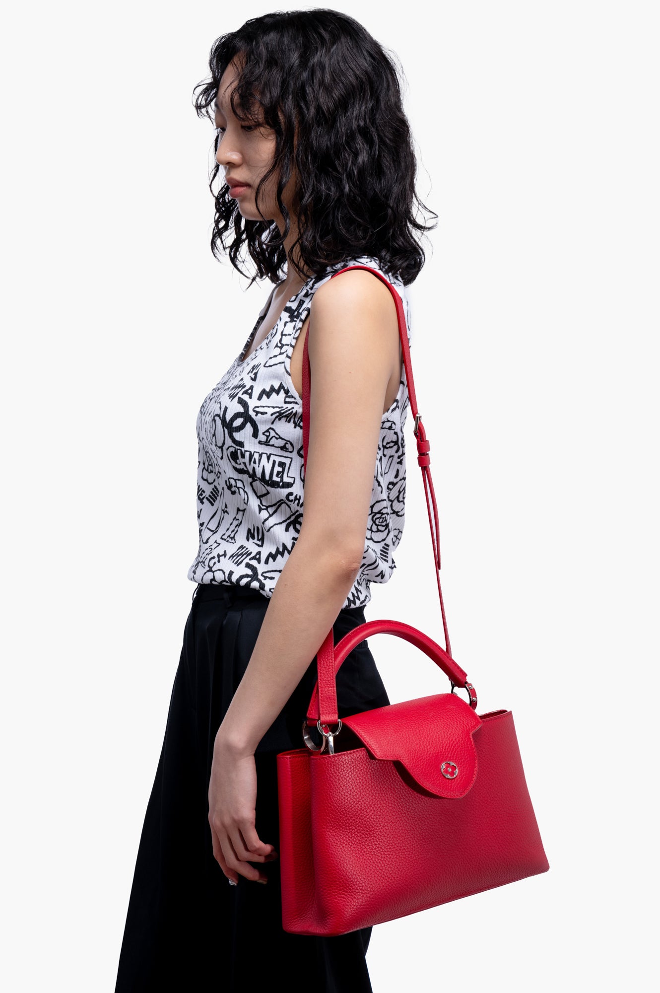 Louis Vuitton Taurillon Capucines PM Red